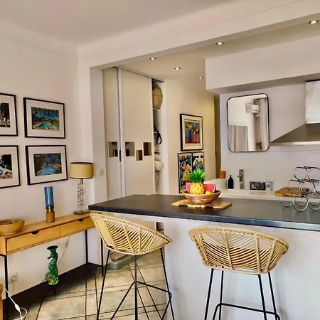 Sea Front Yourhosthelper * Nice