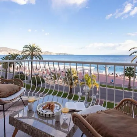 Apartamento Sea Front Yourhosthelper