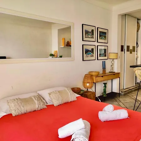 Sea Front Yourhosthelper * Nice